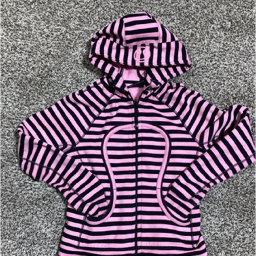 Lululemon Scuba full zip Jacket size 6 Excellent Condition! Like new